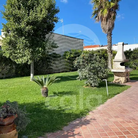 Giulietta Villa Torre Lapillo